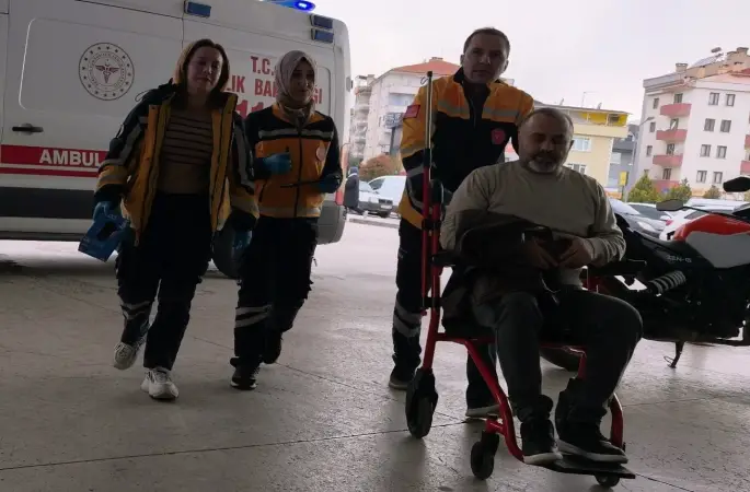 Bursa’da iki otomobil çarpıştı: 2 yaralı
