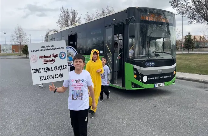 Büyükşehir Ulaşım A.Ş. ile ‘Nezaket Yolda Kalmasın’ projesini hayata geçirdi
