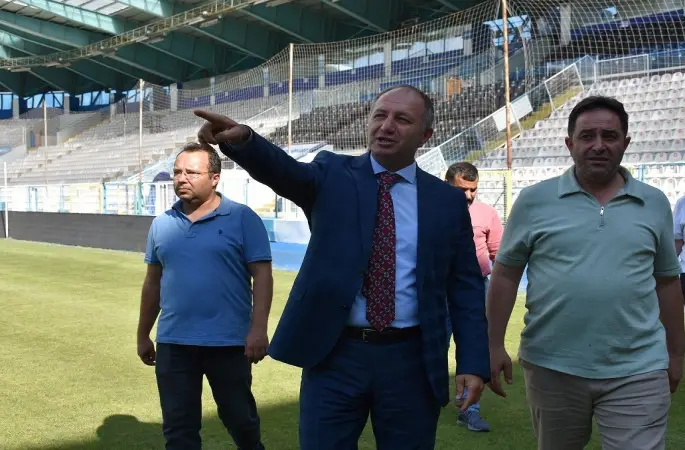 Çakmur’dan stadyum açıklaması
