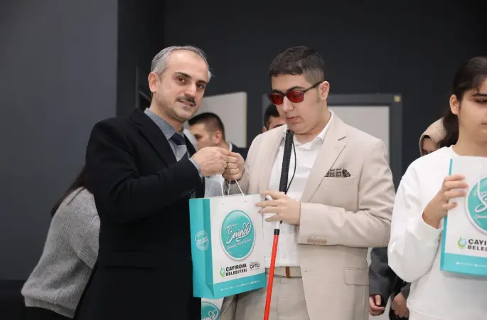 Çayırova’da "Beyaz Baston Görme Engelliler Haftası" etkinliği düzenlendi
