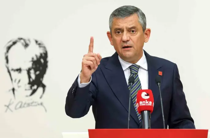 CHP Genel Başkanı Özel: "Önümüzdeki günlerde Meclis Başkanı ile bir görüşme talep edeceğim"
