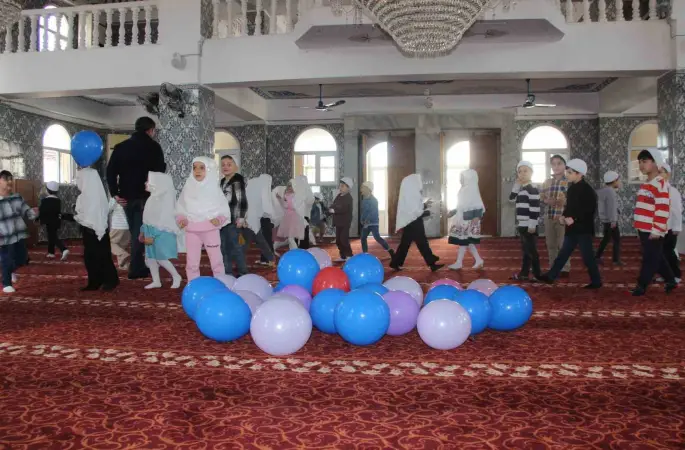 Cizre’de çocuklar cami ile buluştu
