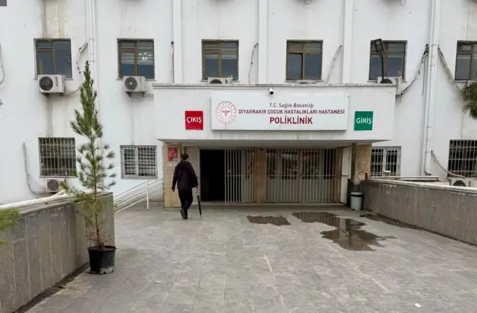 Çocuk Hastalıkları Hastanesinde bayramda örnek uygulama
