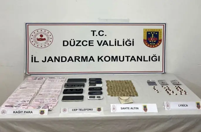 Çok sayıda sahte altını 560 bin liraya satan 4 şüpheliye jandarma baskını
