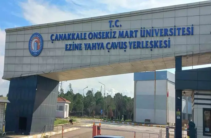 ÇOMÜ’de öğrencilik kaydı için sistemde usulsüzlük yapan personel açığa alındı
