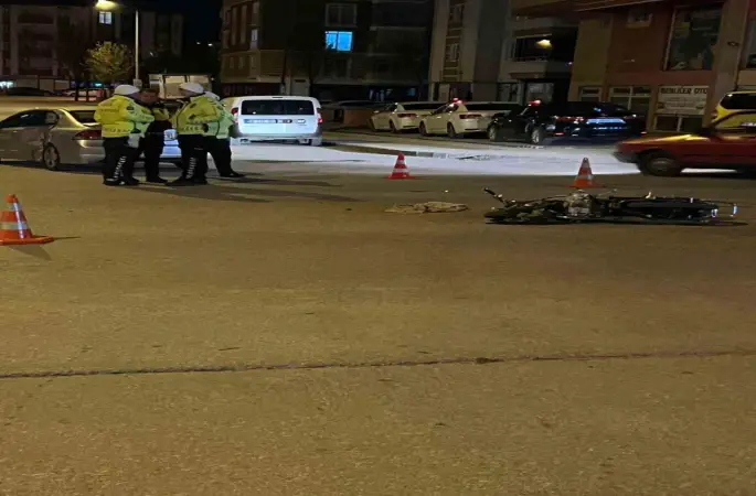 Çorum’da otomobil ile motosiklet çarpıştı: 1 yaralı
