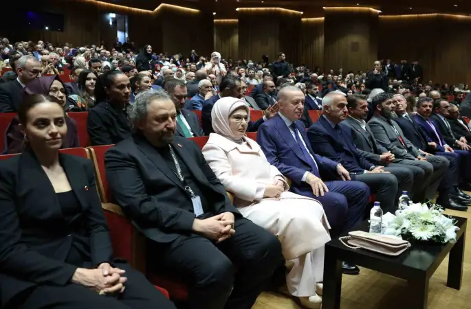 Cumhurbaşkanı Erdoğan İstanbul’da film galasına katıldı
