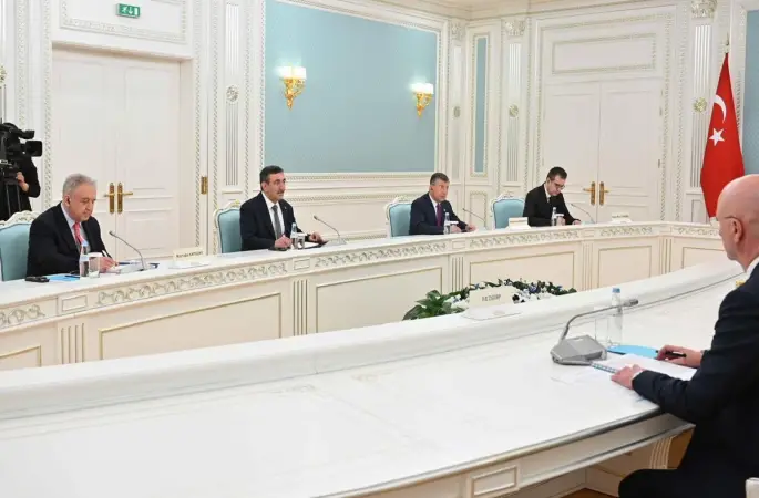 Cumhurbaşkanı Yardımcısı Yılmaz, Kazakistan Cumhurbaşkanı Tokayev ile görüştü
