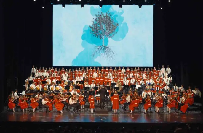 Cumhurbaşkanlığı Çocuk Orkestrası ve Korosu, yaklaşık bin çocukla birlikte 23 Nisan’da sahne alacak
