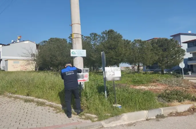 Denizli’de kaçak reklam panoları tek tek kontrol ediliyor
