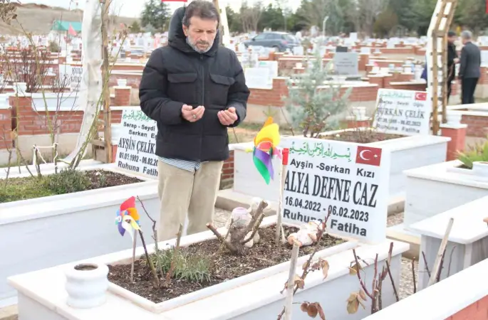 Depremde 9 aylık torununu, kızını, oğlunu ve damadını kaybeden baba: "Torunum yeni yürüyordu"
