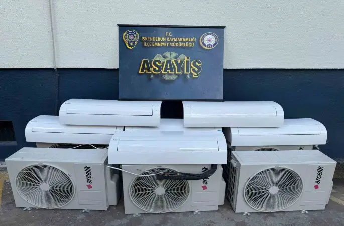 Depremzedelerden çaldıkları klimaları satan 2 şahıs yakayı ele verdi
