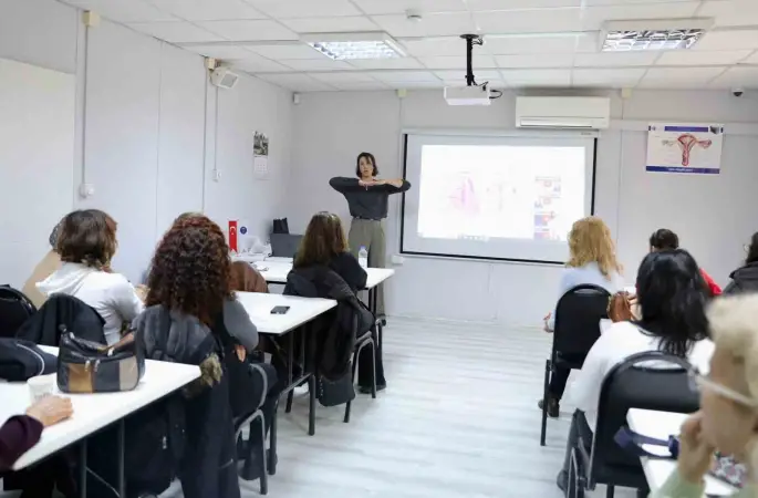 Didim Belediyesi ’Ergenlik ve İlk Gençlikte Kadın Sağlığı’ eğitimi düzenledi
