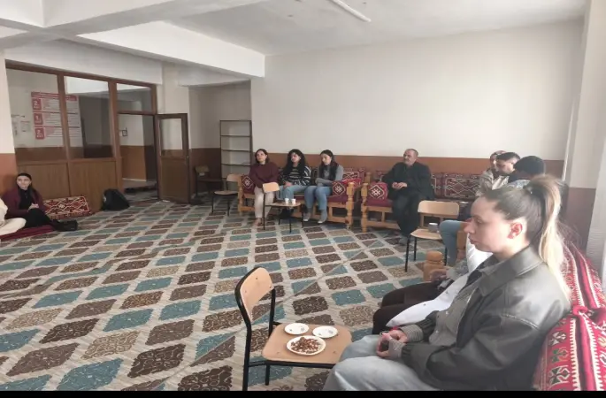 Diyadin’de öğretmenlerle eğitim toplantısı yapıldı
