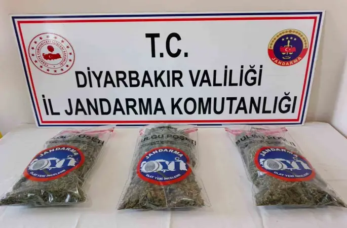 Diyarbakır’da 25 kilo esrar ele geçirildi
