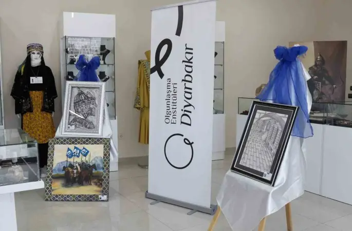 Diyarbakır’da Harmoni resim sergisi açıldı
