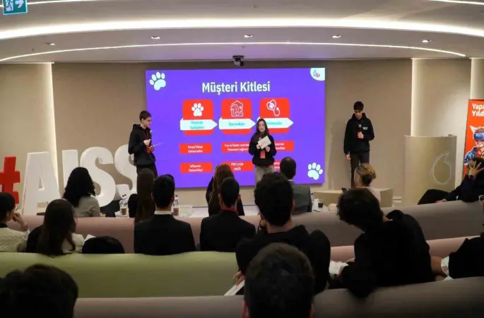 Diyarbakırlı öğrencilerden yapay zekada Türkiye çapında başarı
