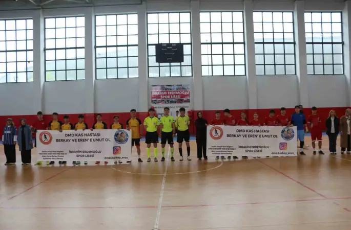 DMD hastası Berkay ve Eren kardeşlere Futsal Turnuvası ile umut oldular
