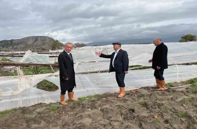 Dolu ve hortumun vurduğu Seydikemer’de oda başkanlarından destek çağrısı
