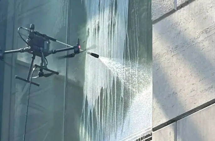 Drone ile cephe temizliği hizmeti