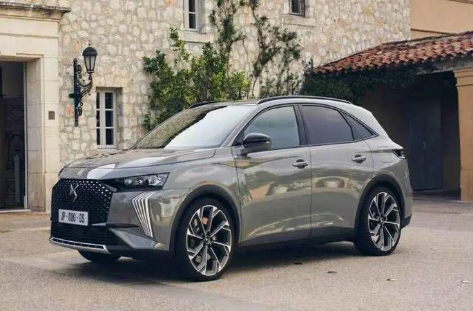 DS Automobiles’den takas desteği ve sıfır faizli kredi teklifleri