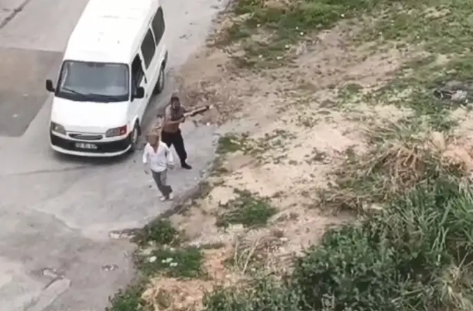 Dün taşlarla saldırdılar, bugün silahlarla ateş açtılar: 6 gözaltı
