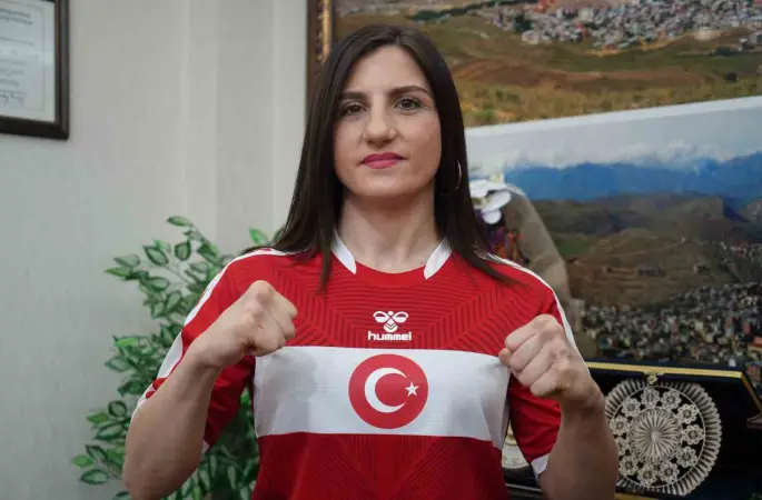 Dünya şampiyonu Turhan ilk unvan koruma maçına 31 Ocak’ta çıkıyor
