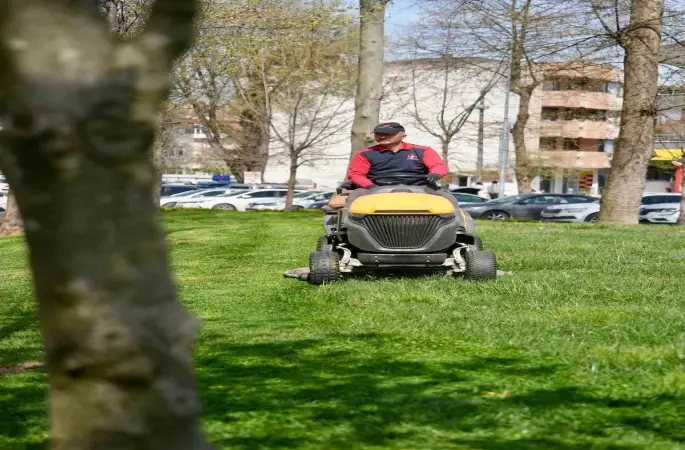 Düzce’de bahar temizliği sürüyor
