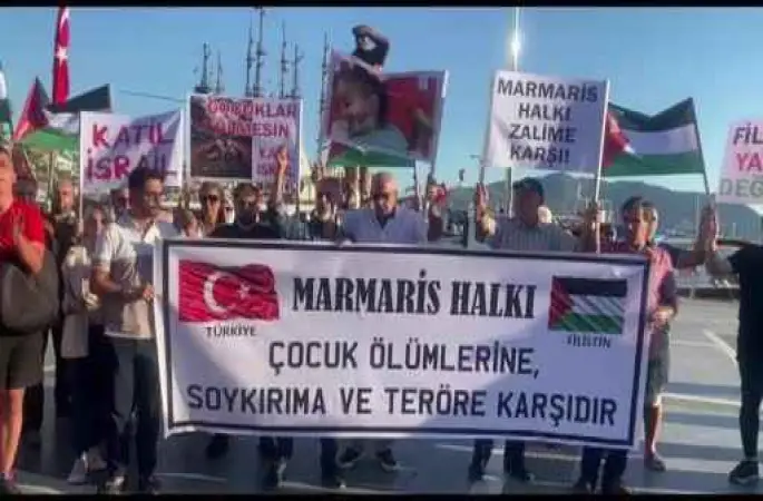 Marmaris’te İsrail protesto edildi