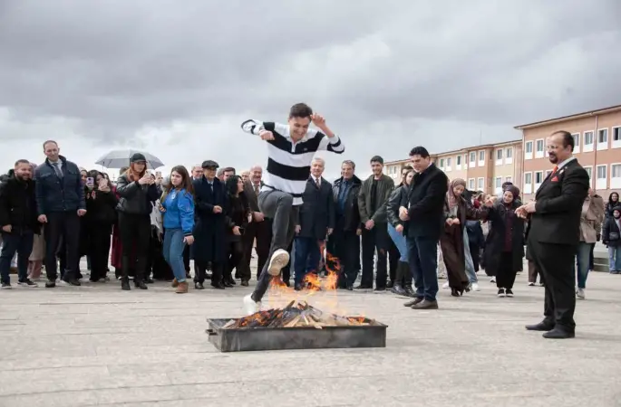EBYÜ’de Nevruz Bayramı coşkuyla kutlandı
