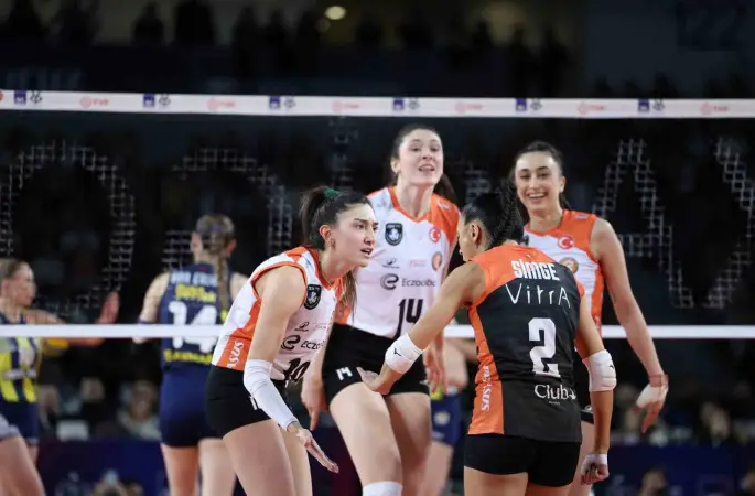 Eczacıbaşı Dynavit, Kupa Voley’de adını finale yazdırdı
