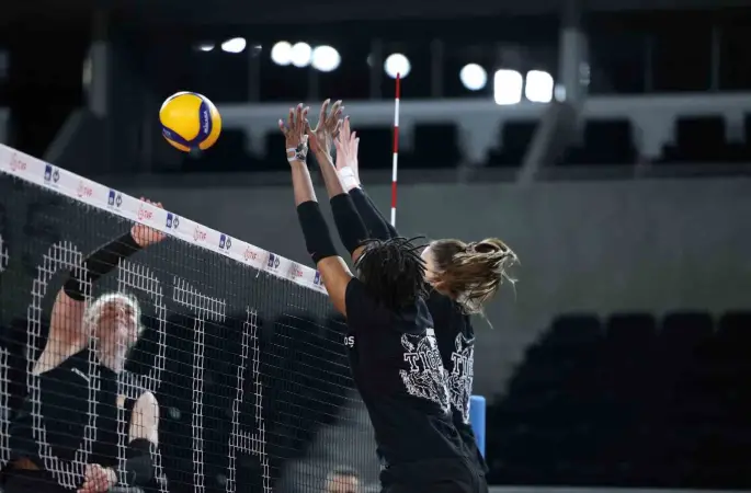 Eczacıbaşı Dynavit, Kupa Voley’de final hedefliyor
