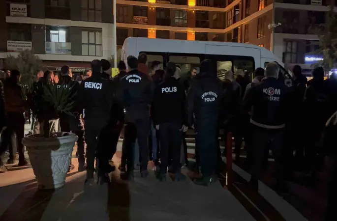 Edirne’de rüşvet operasyonunda 4 şüpheli tutuklandı
