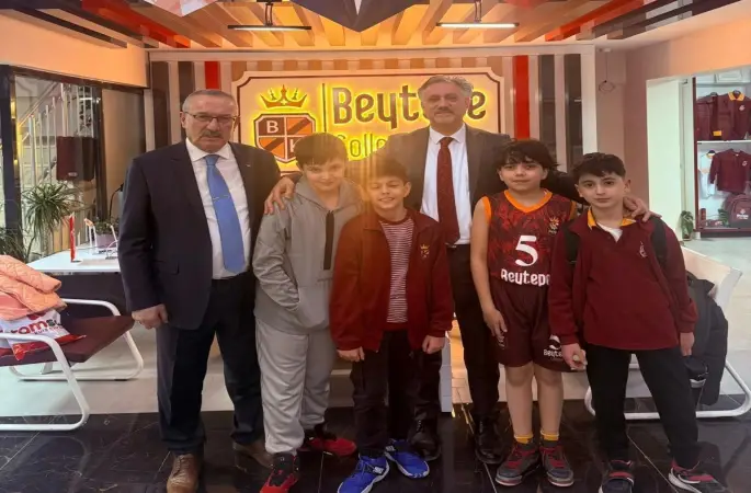 Eğitimde liyakat vurgusu
