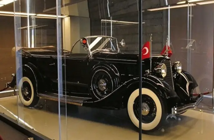 Atatürk'ün makam aracı 100. yıla hazır 