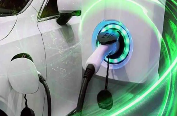 Elektrikli araç sahiplerini sevindirecek otopark kararı yürürlükte