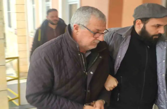 Emanet verdiği altınları ödemeyen oğlunu öldüren baba adliyeye sevk edildi
