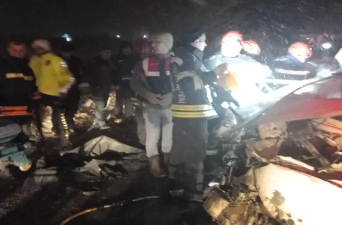 Erzurum’da trafik kazasında vefat edenleri kimlikleri belli oldu
