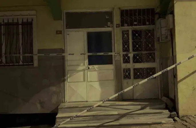 Esenyurt’ta zehirlenme şüphesiyle 7 kişi hastaneye kaldırıldı
