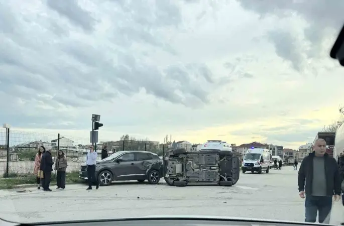 Eskişehir’e 4 aracın karıştığı kazada 7 kişi yaralandı
