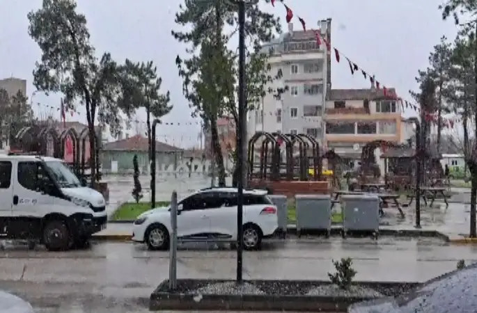 Eskişehir’e nisan ayında kar sürprizi
