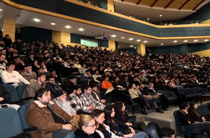 Federasyon temsilcileri öğrenciler ile buluştu
