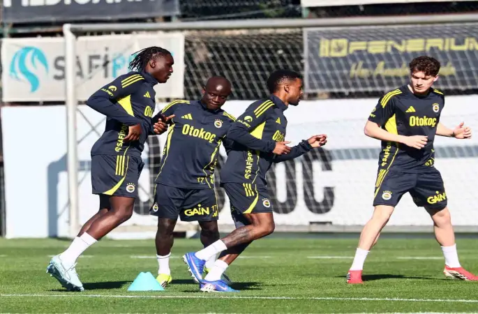 Fenerbahçe, Beşiktaş maçı hazırlıklarını sürdürdü
