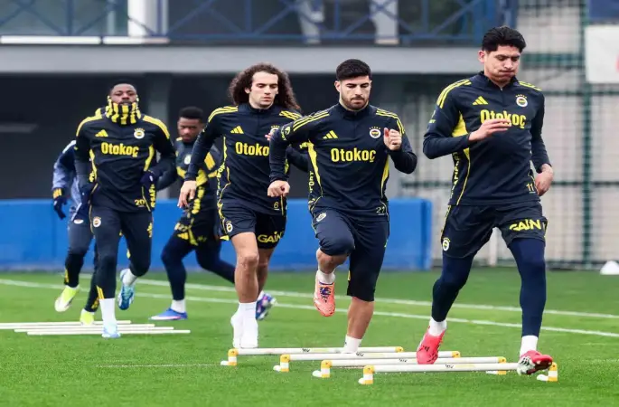 Fenerbahçe, Gençlerbirliği maçının hazırlıklarını tamamladı
