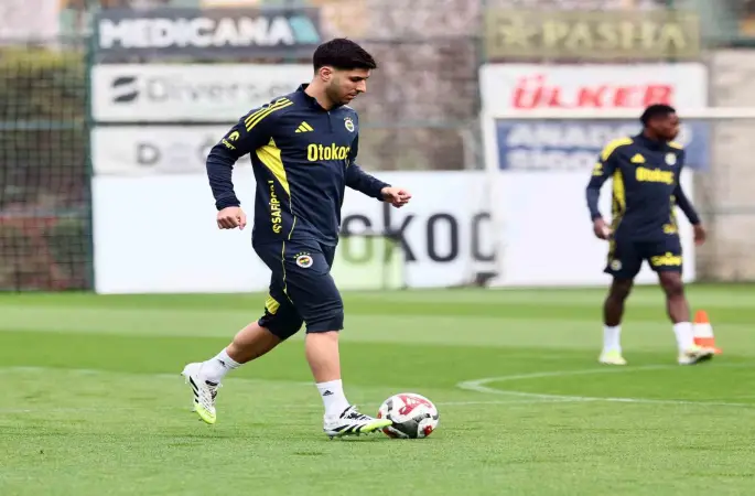Fenerbahçe hazırlıklarını sürdürdü
