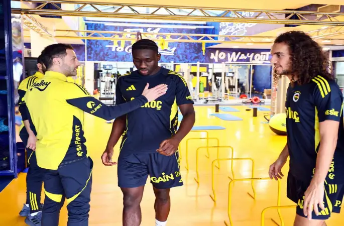 Fenerbahçe, Samsunspor maçı hazırlıklarına başladı
