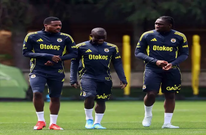 Fenerbahçe’de Çaykur Rizespor maçı hazırlıkları devam etti
