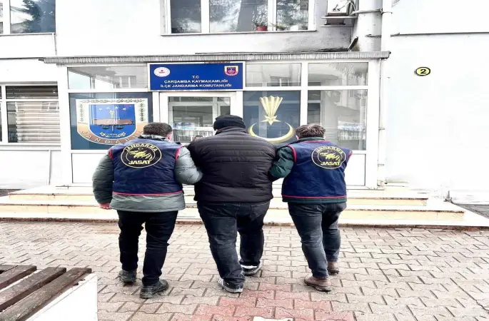 FETÖ üyeliğinden 6 yıl 3 ay hapis cezası bulunan 2 firari yakalandı
