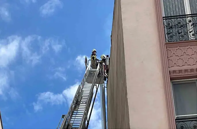 Fırının bacasında çıkan yangın korkuttu
