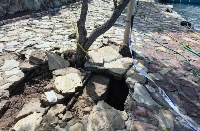 Fırtına gitti, hasar kaldı
